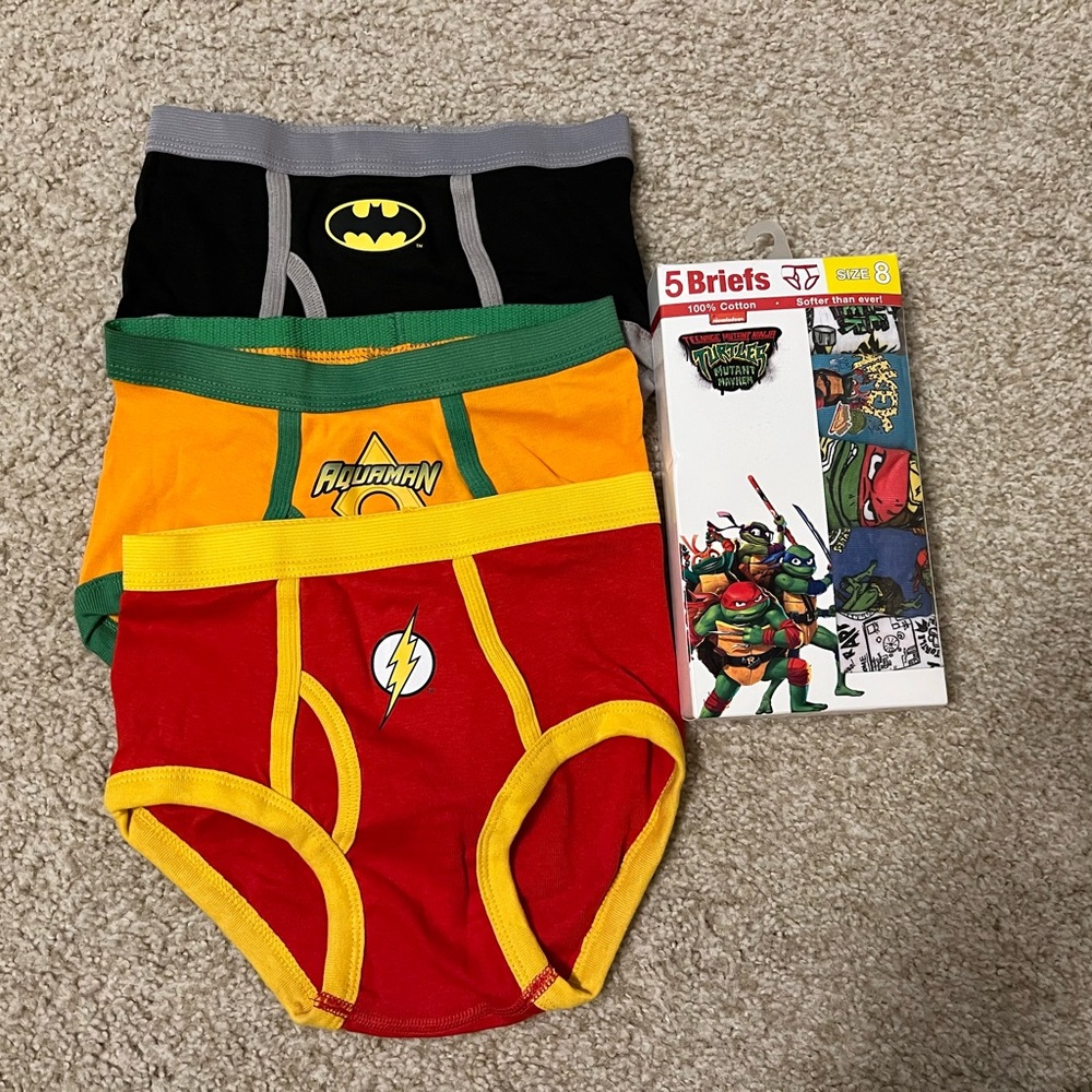 Superhero and Ninja Turtles Themed Boys' Briefs Set